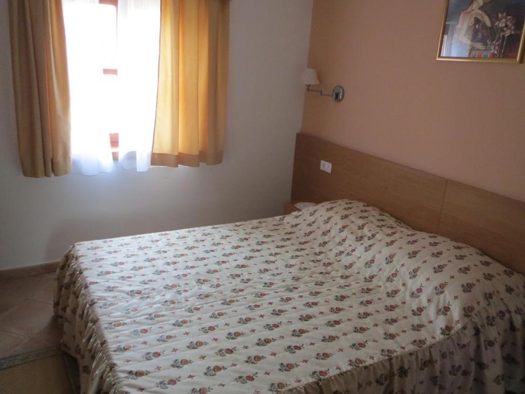 Apartments Mediteraneo Tar-Vabriga Esterno foto